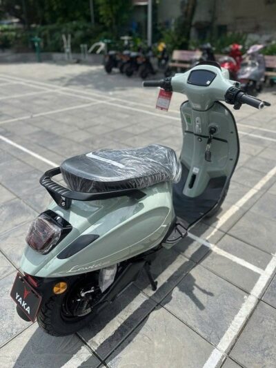Xe Máy Điện Yaka Lavia GX Màu Xám Xi Măng 8 xe may dien lavia gx xam xi mang